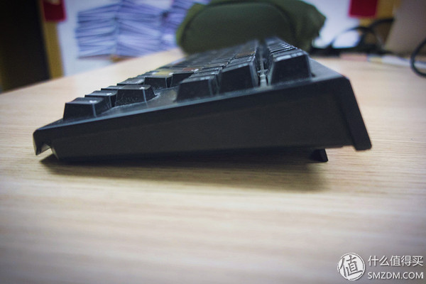 外设动物园 篇二：片手刃vs双手剑——RaZER 雷蛇 金丝魔蛛与黑寡妇 键盘