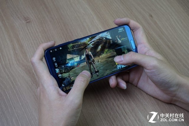 一加/荣耀/努比亚旗舰点火吃鸡 其中1款直接爽翻