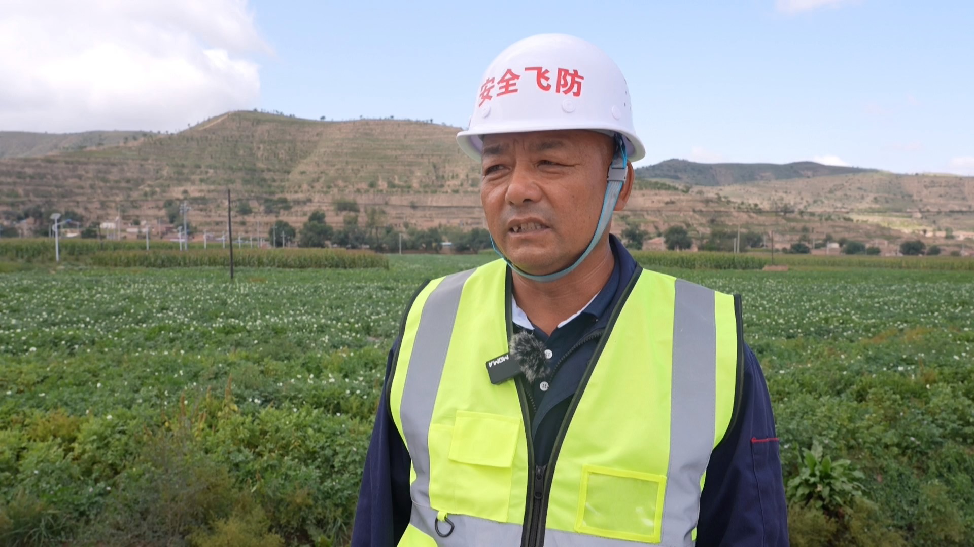 马铃薯生长关键期，会宁用无人机喷药防病害，增产有保障