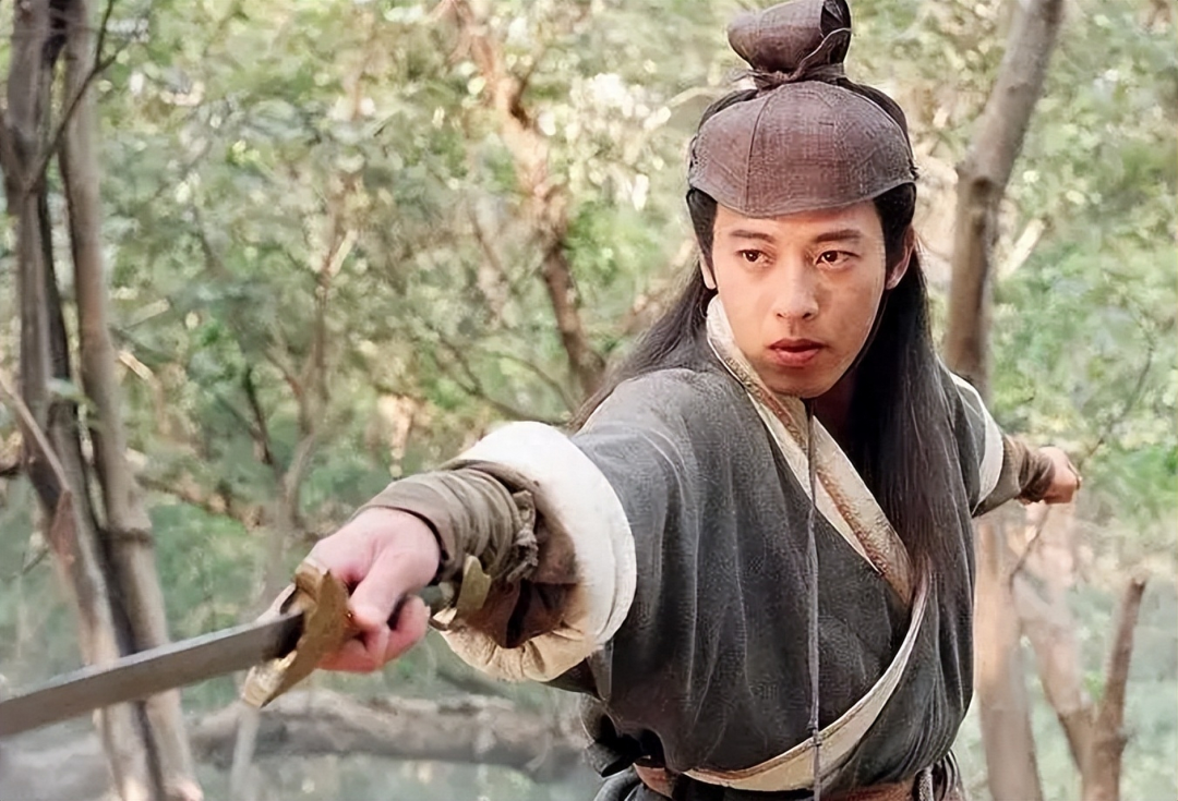 看懂《笑傲江湖》的“险恶”,才知道令狐冲的含金量有多高