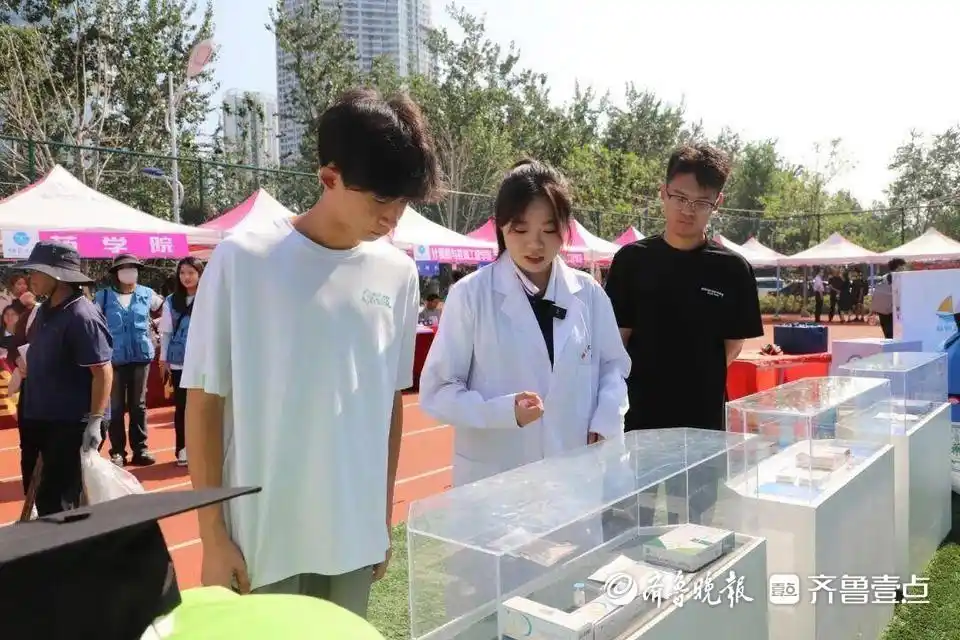 面朝大海，共赴新征程！烟台大学7000余名本科新生载梦而来