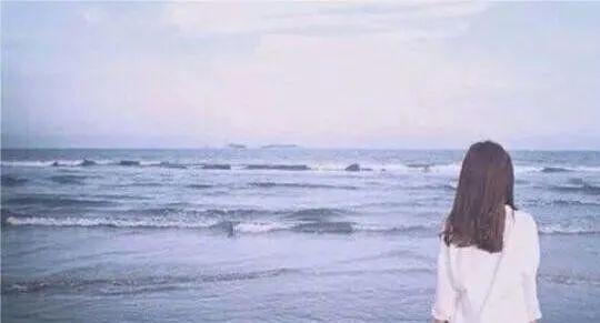 伺候公婆六年被小叔子一个耳光打醒，她把公婆送上车：不伺候了