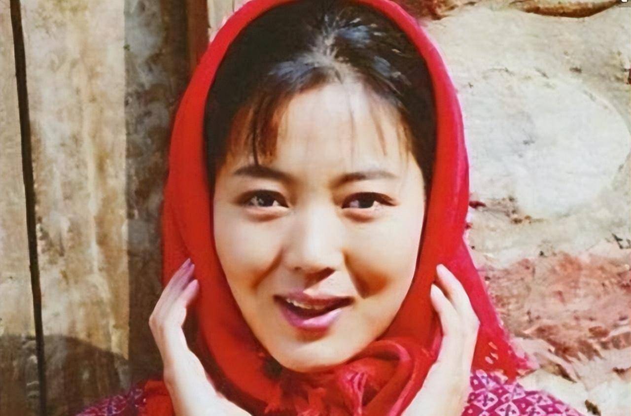 年轻时倾国倾城,老了却成“土肥圆”,这6位发福的女明星好可惜