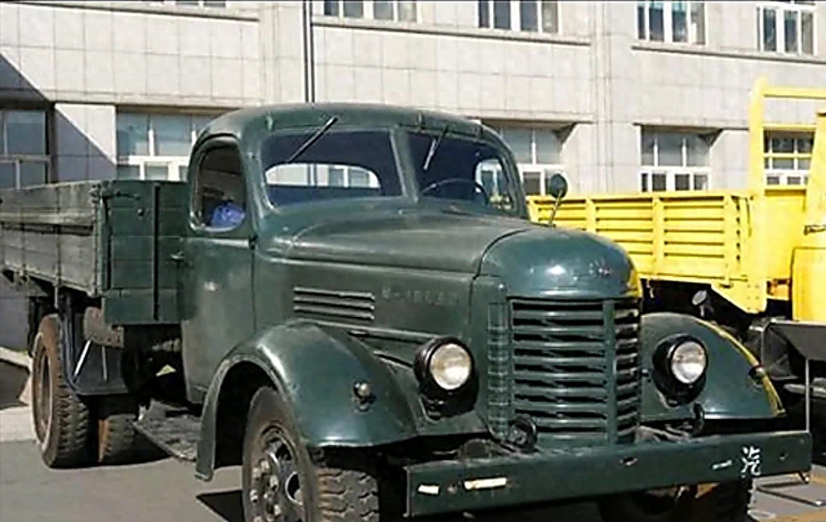 七八十年代经典老卡车回顾，估计没几个年轻司机会开