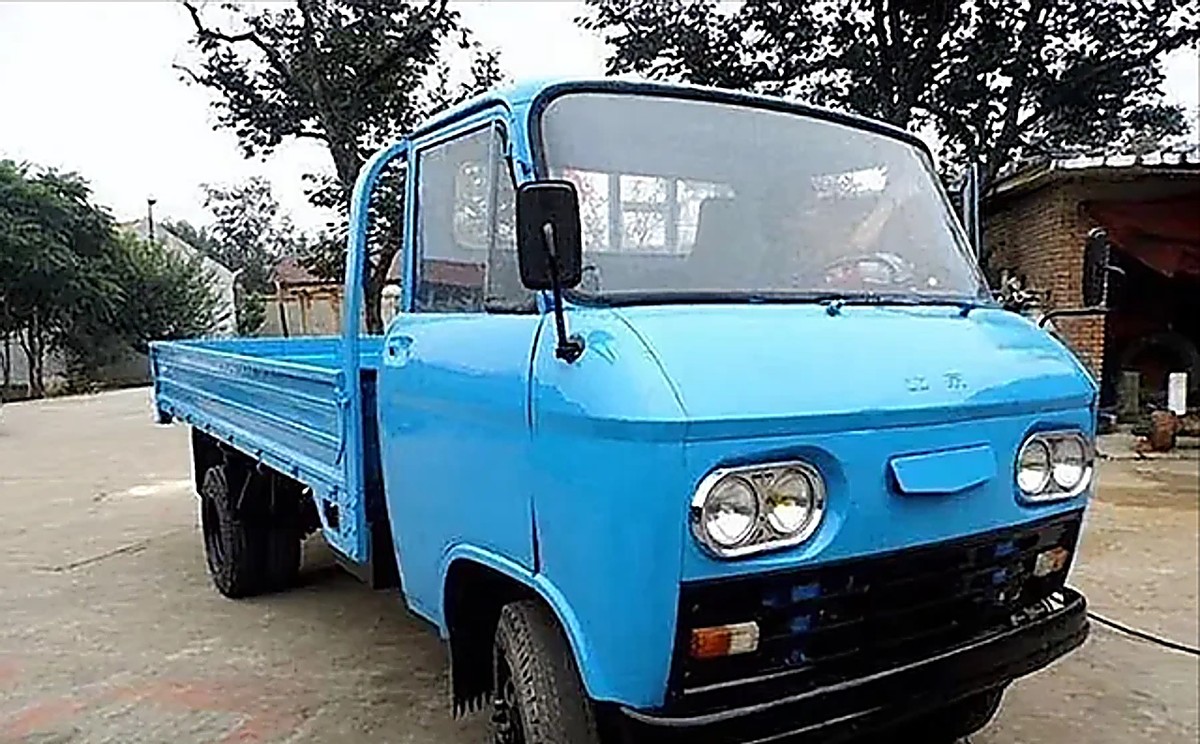 七八十年代经典老卡车回顾，估计没几个年轻司机会开