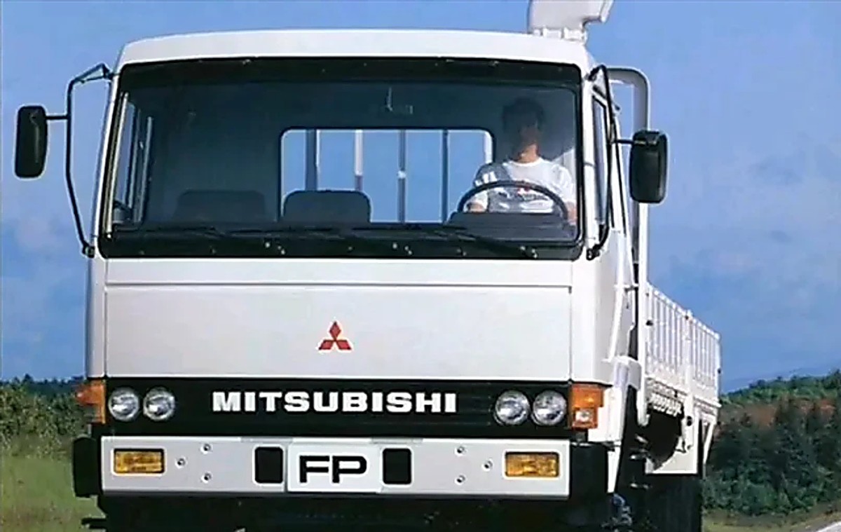 七八十年代经典老卡车回顾，估计没几个年轻司机会开