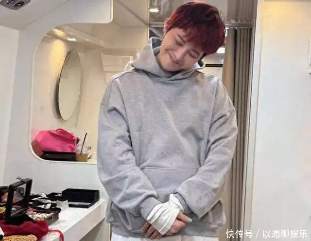 详细阅读:权志龙谈结婚计划,首度松口,暧昧回应引发无限遐想! 权志龙谈结婚计划,首度松口,暧昧回应引发无限遐想!