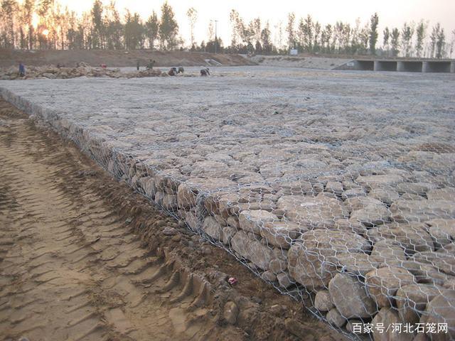 雷诺护垫为何被称为生态绿格网