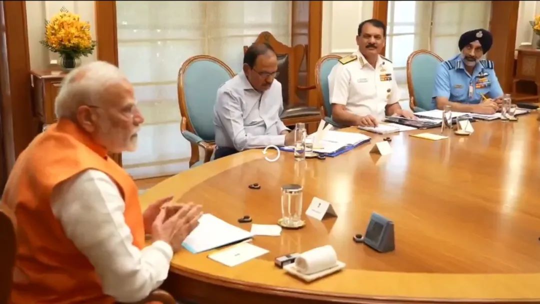 唐驳虎:全面解析歼10空战对手,“阵风”战机为何不堪一击?