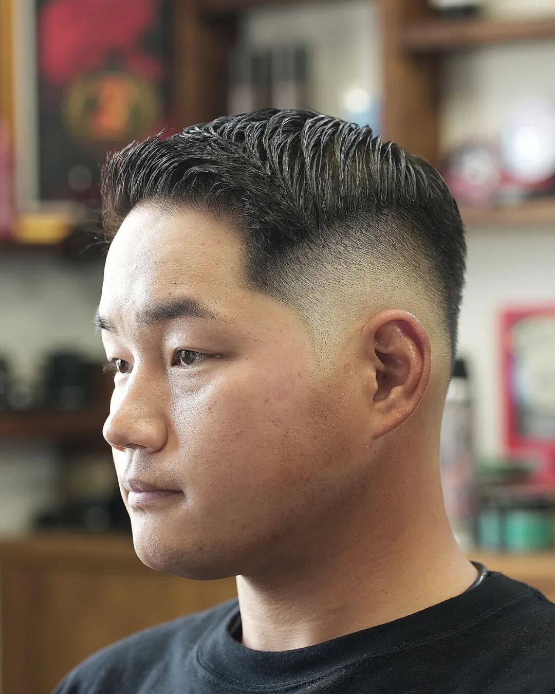 告别千篇一律!这些男士发型让你脱颖而出