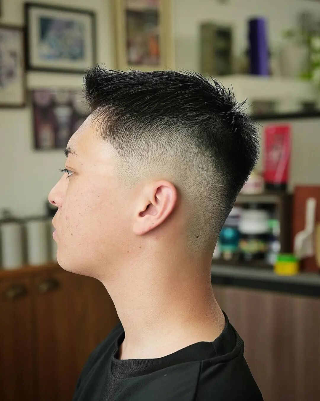 告别千篇一律!这些男士发型让你脱颖而出