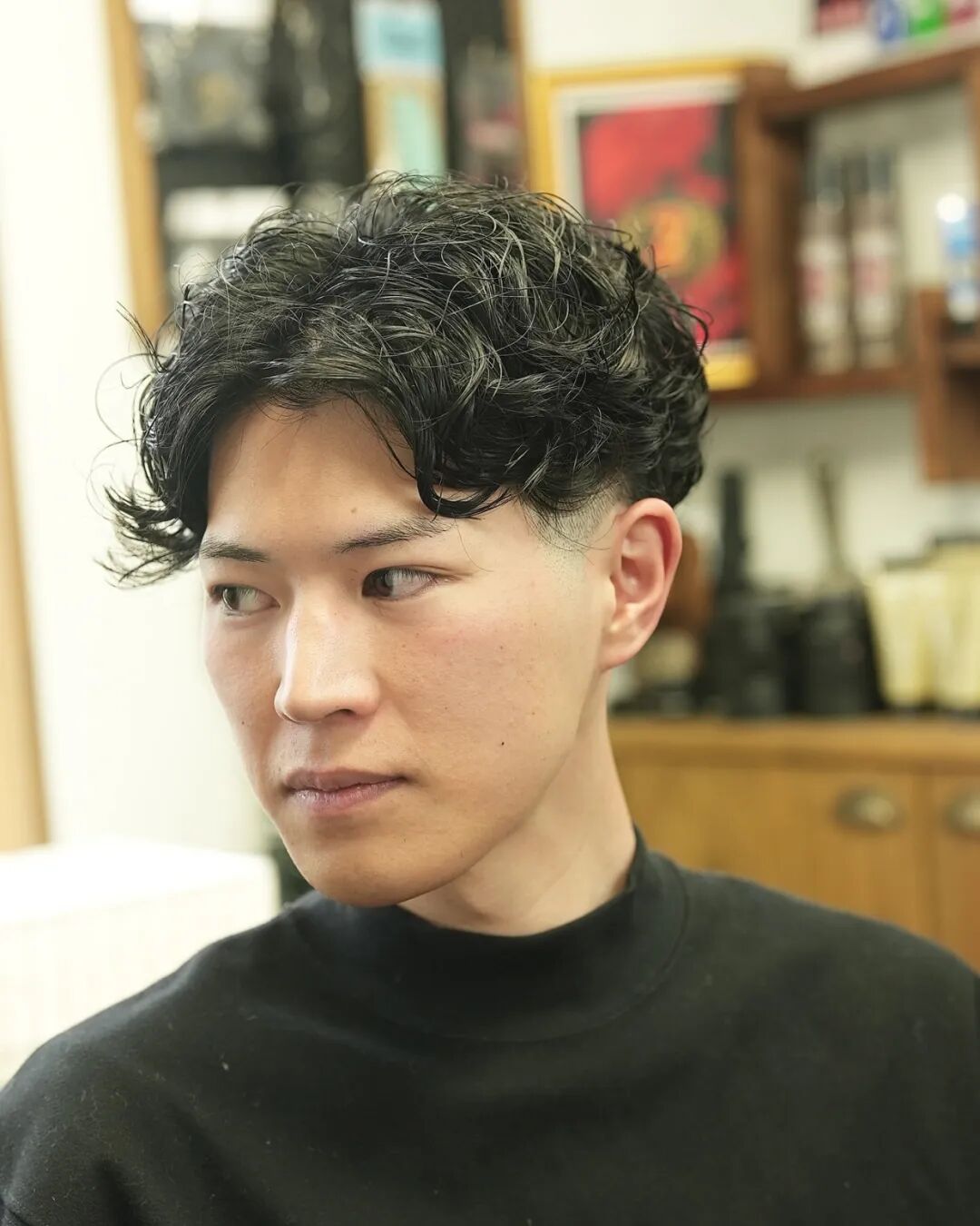 告别千篇一律!这些男士发型让你脱颖而出