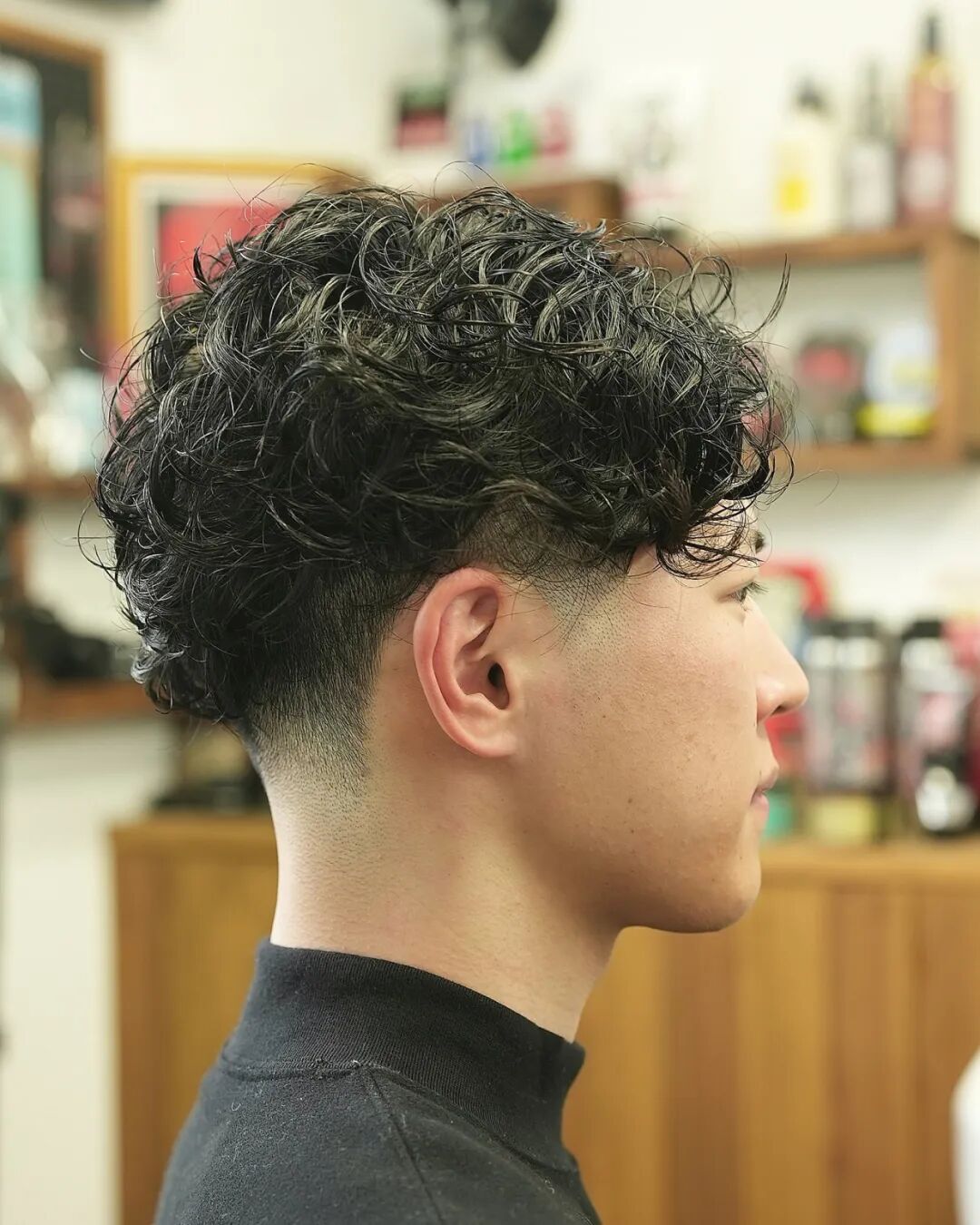 告别千篇一律!这些男士发型让你脱颖而出