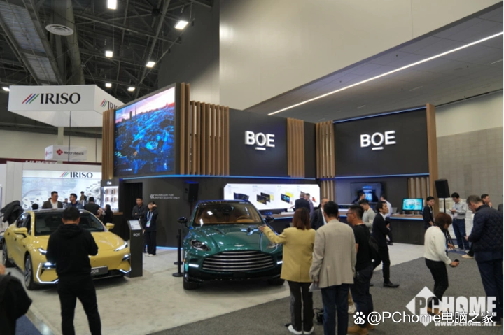 CES2024:京东方全球首发45英寸9K氧化物Mini LED车载贯穿屏