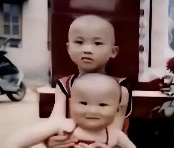 多年前山东男孩被工友开玩笑，用高压泵往体内充气，五脏严重损坏