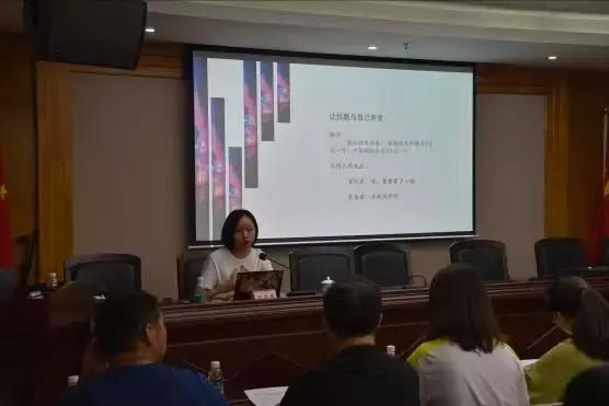 今日视点丨多名行家聚乐山住建，教您写文更出彩！