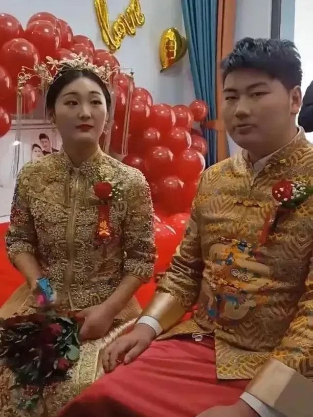 上春晚一夜成名的6位明星现状，住豪宅，年入千万，回老家当网红