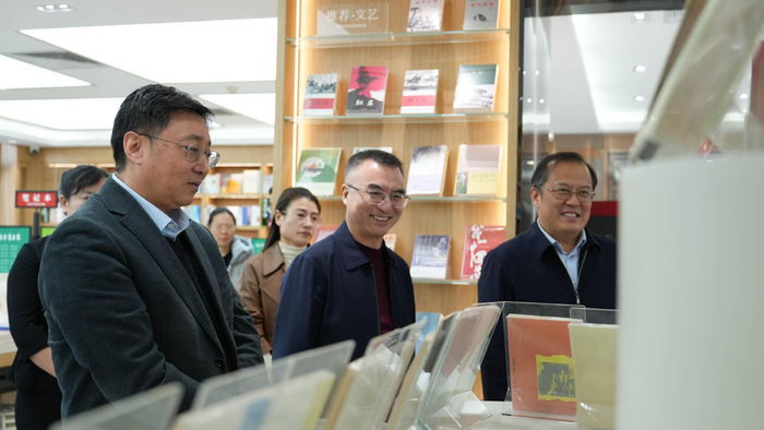 理论热点面对面系列阅读分享活动走进中央团校,“学习书坊”首次进校园