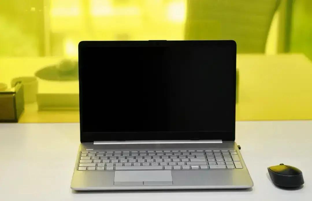 年终总结万能模板：照着写，领导100%满意