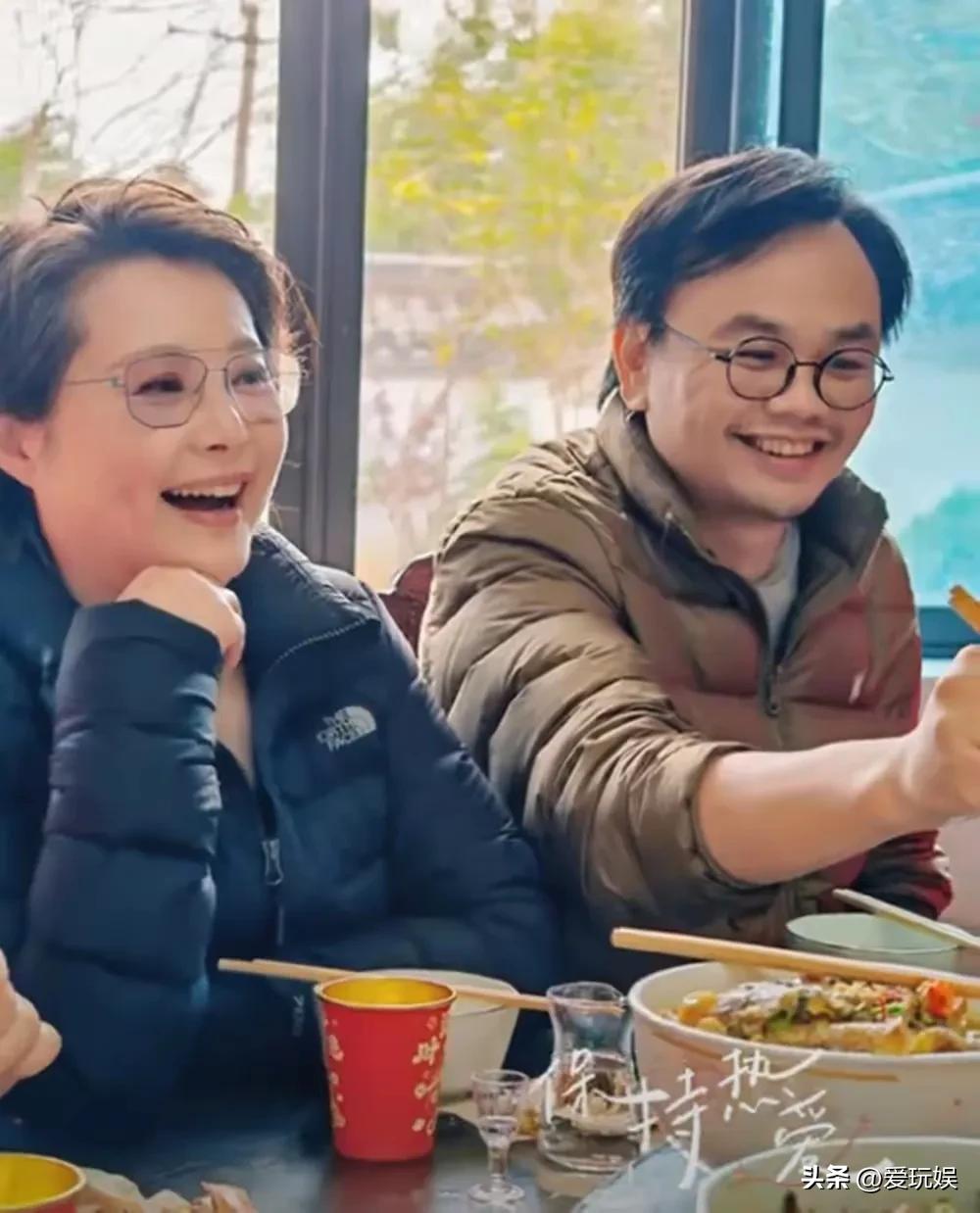 直到看清袁立如今的处境，才明白徐威的“离开”有多精明