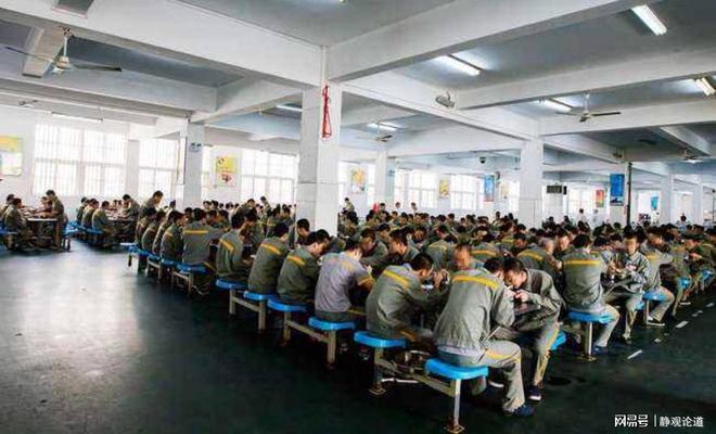 吴亦凡最终判决，其母亲欲翻案，13张看守所照片曝光，生活暴露！