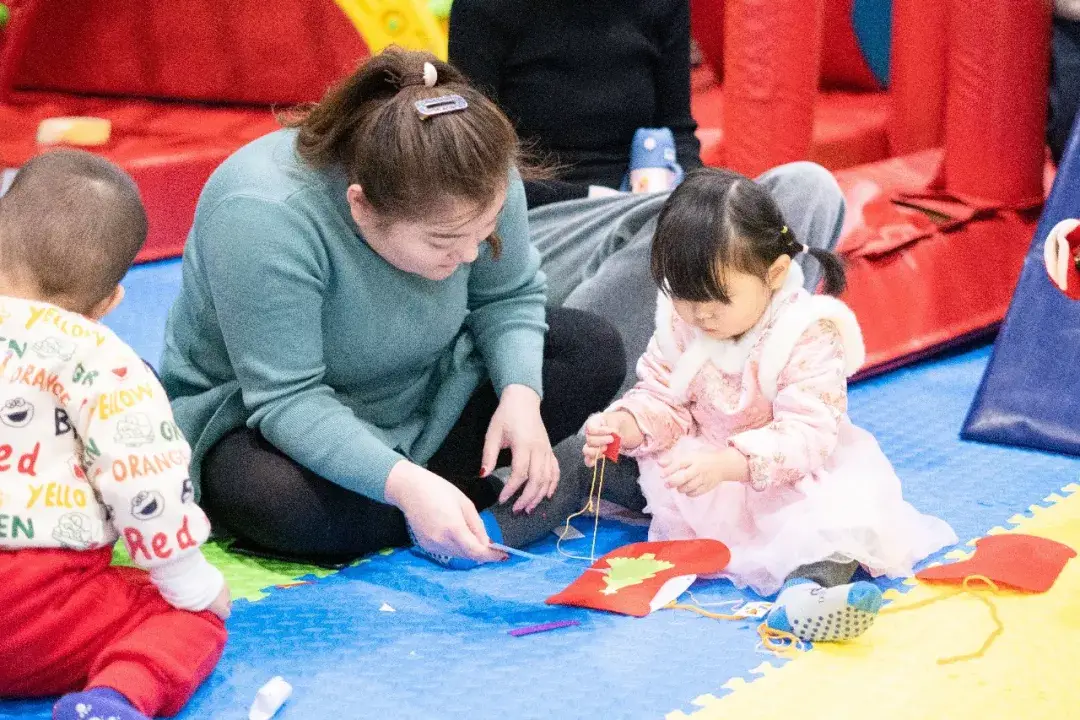 30个亲子游戏，教你在家做早教（适合0-5岁）【悦宝园游戏】