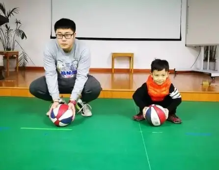 30个亲子游戏，教你在家做早教（适合0-5岁）【悦宝园游戏】