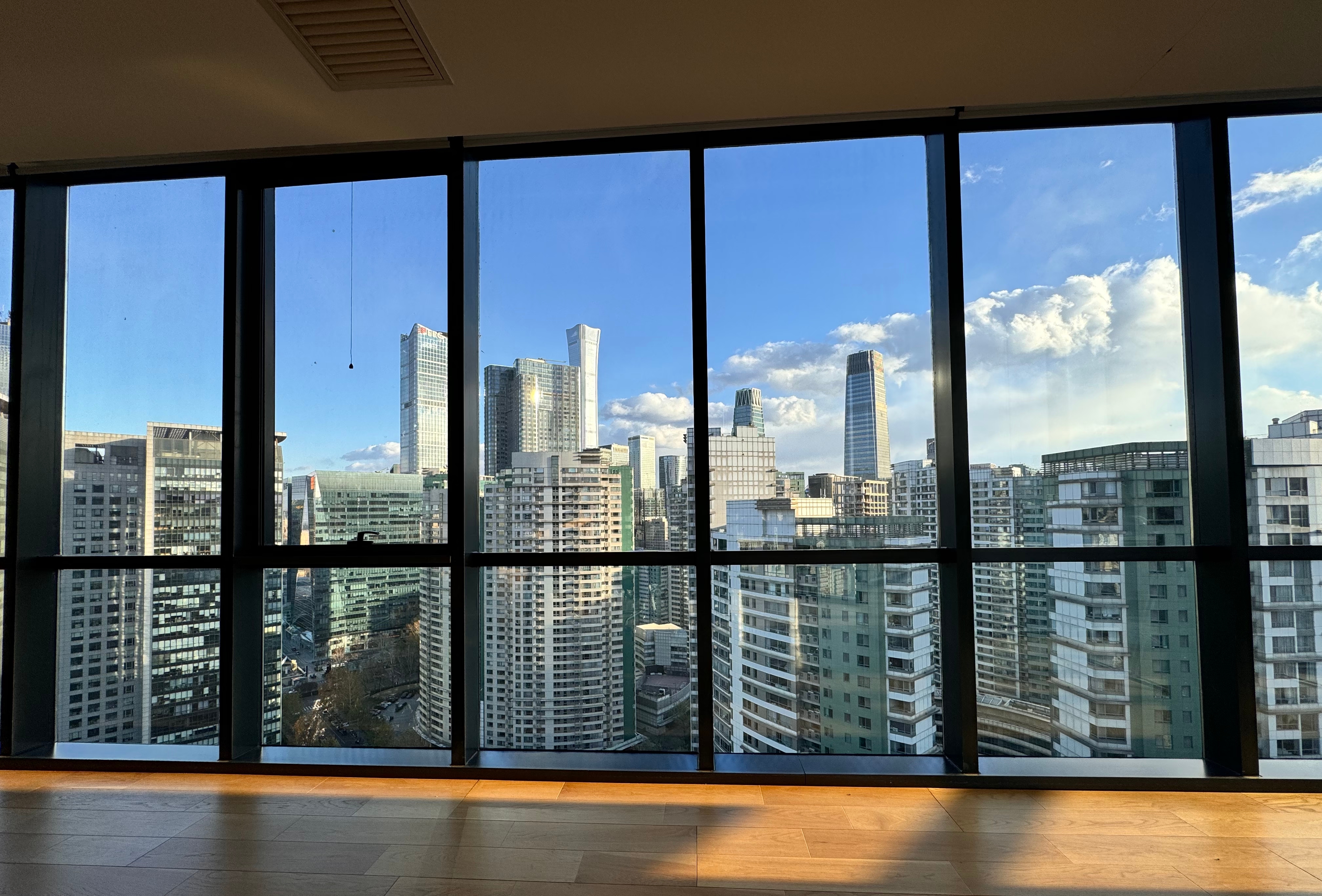 干了12年外贸,我发现大部分人的开发信,其实都在“自嗨”