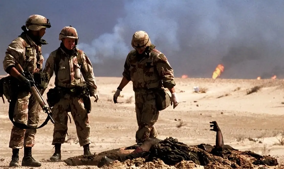 萨达姆受刑前一直摸胡子,大家以为他是害怕,唯独他女儿明白是暗号