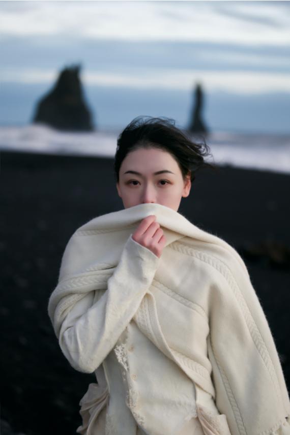 70-200mm F2.8 DG DN OS即将发售!风景入镜里,人在画中游