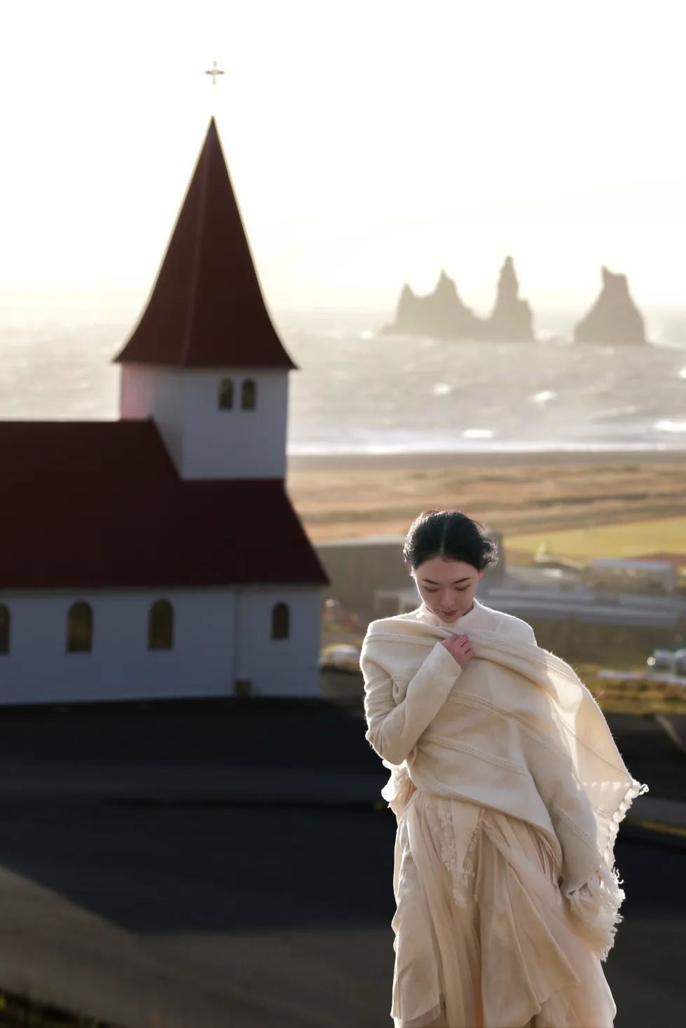 70-200mm F2.8 DG DN OS即将发售!风景入镜里,人在画中游