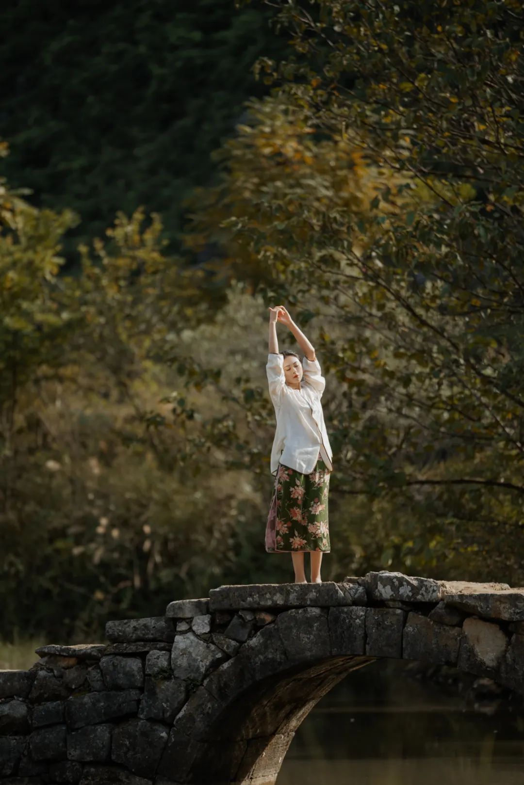 70-200mm F2.8 DG DN OS即将发售!风景入镜里,人在画中游