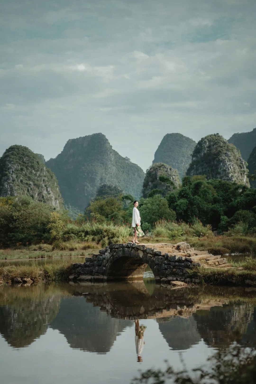 70-200mm F2.8 DG DN OS即将发售!风景入镜里,人在画中游