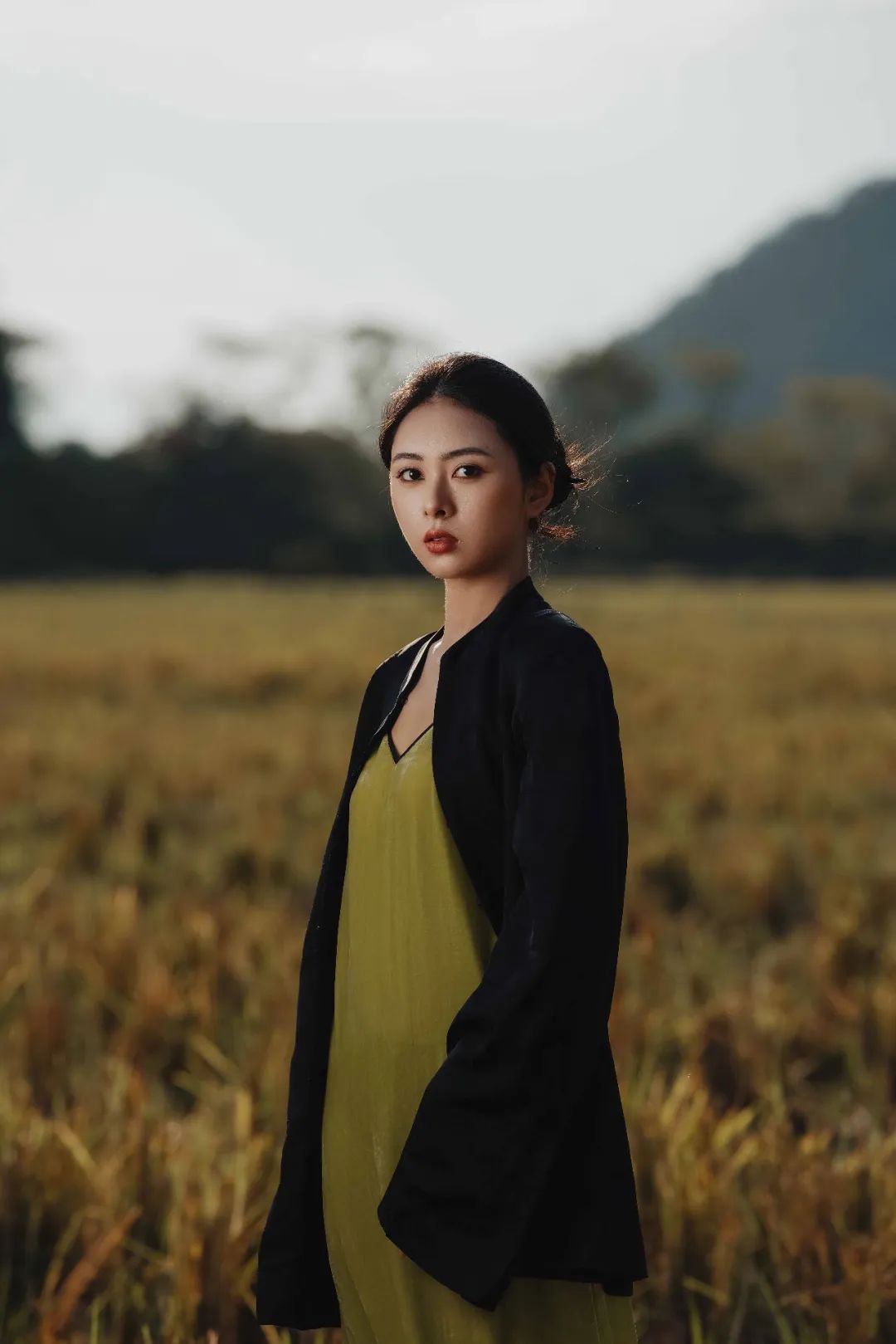 70-200mm F2.8 DG DN OS即将发售!风景入镜里,人在画中游