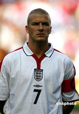 世界杯经典发型：巴乔辫子流行 大罗阿福头搞笑