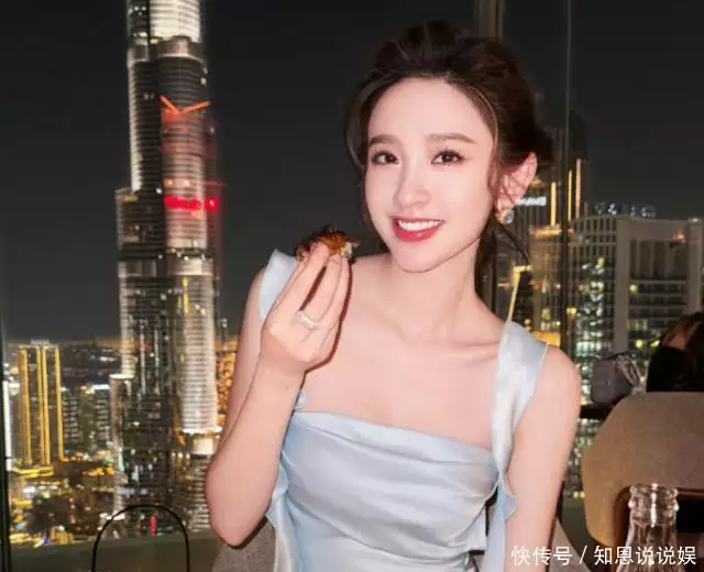 张若昀推娃车被偶遇，唐艺昕优雅辣妈形象，夫妻同心打破离婚传闻