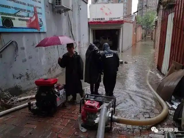 暴雨不怕 我们在坚守——静海区多部门联动积极应对强降雨天气