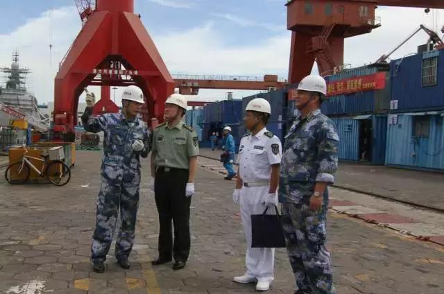 锻造新时代过硬军事记者队伍 为增强传播力提供人才支撑