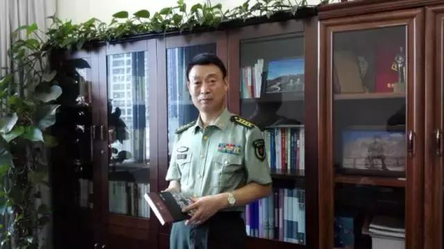 锻造新时代过硬军事记者队伍 为增强传播力提供人才支撑