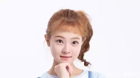 陈怡馨参加“演员的品格”，吸引了大家的关注，古灵精怪