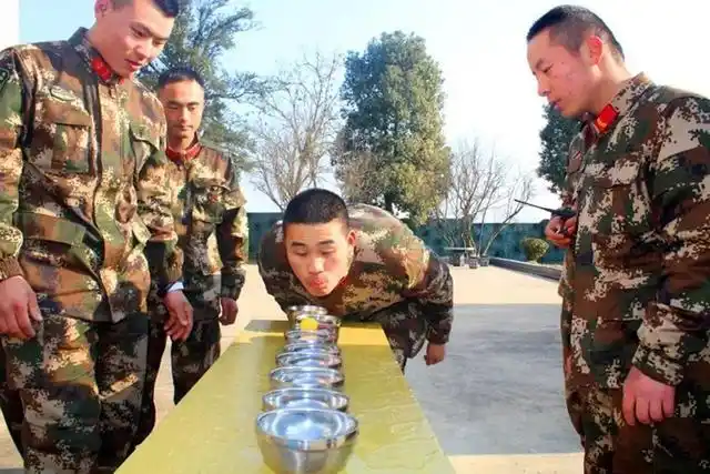 春节军营小游戏，你喜欢哪一款？