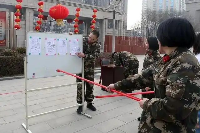 春节军营小游戏，你喜欢哪一款？