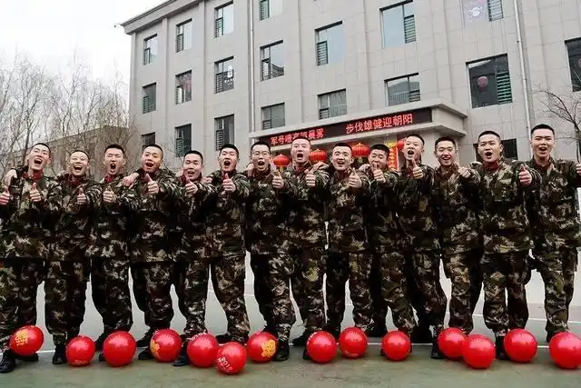 春节军营小游戏，你喜欢哪一款？