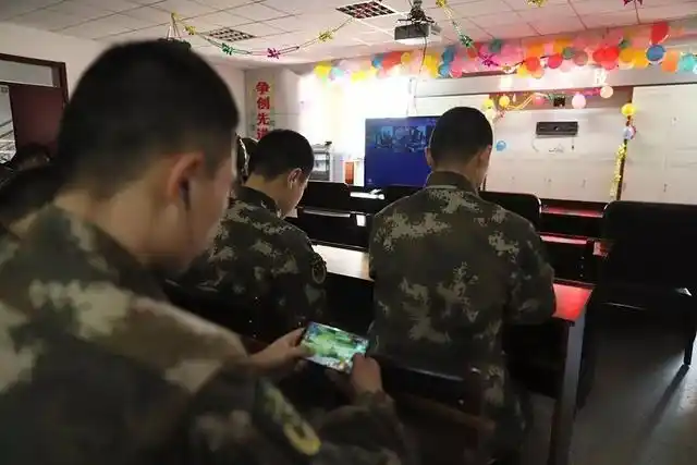 春节军营小游戏，你喜欢哪一款？