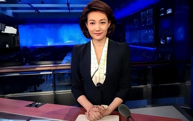 央视主播李梓萌:沈阳走出的央视著名主持人,男友在雾中迷路了