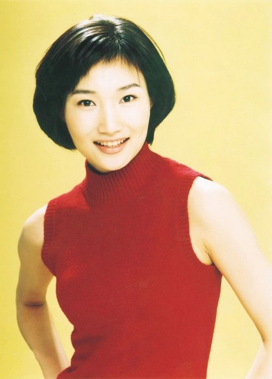 央视主播李梓萌:沈阳走出的央视著名主持人,男友在雾中迷路了