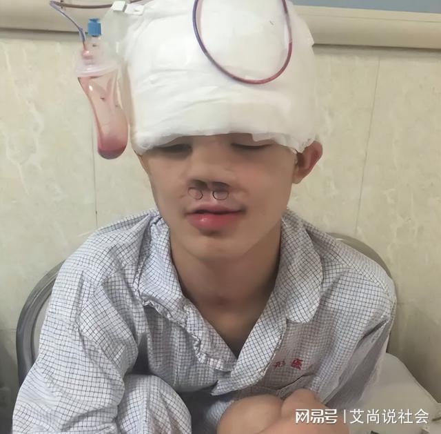 2012年山东13岁男孩被高压枪重伤，获赔112万，施暴者分别被判6年