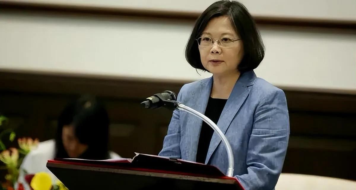 台湾年底政坛大变天，蔡英文对赖清德下手逼宫，台海局势全线骤变