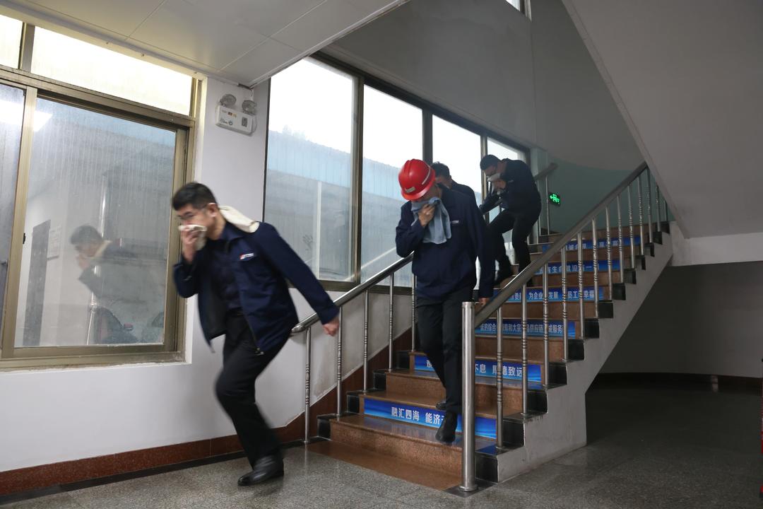 绷紧消防“安全弦”,运河煤矿护航冬季安全生产