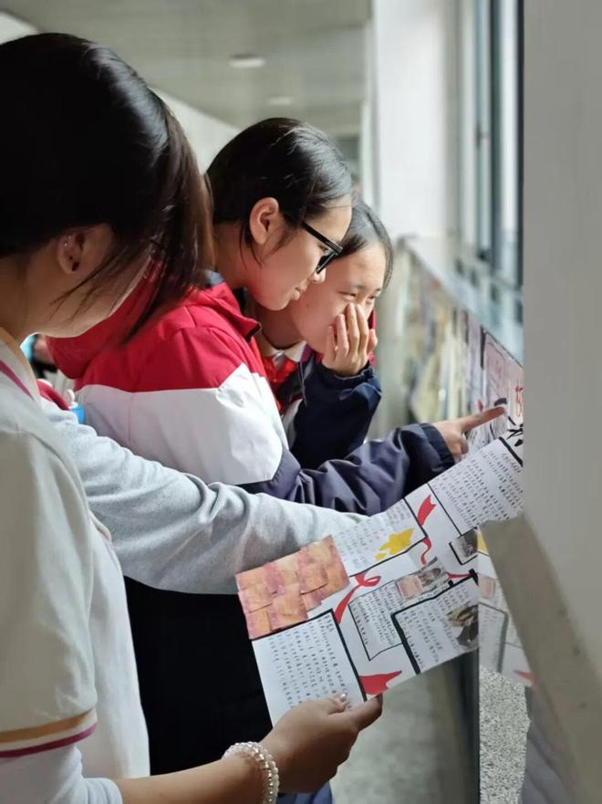 笔锋跃动,镜采青春!银初八年级语文组带你“玩转”新闻实践!